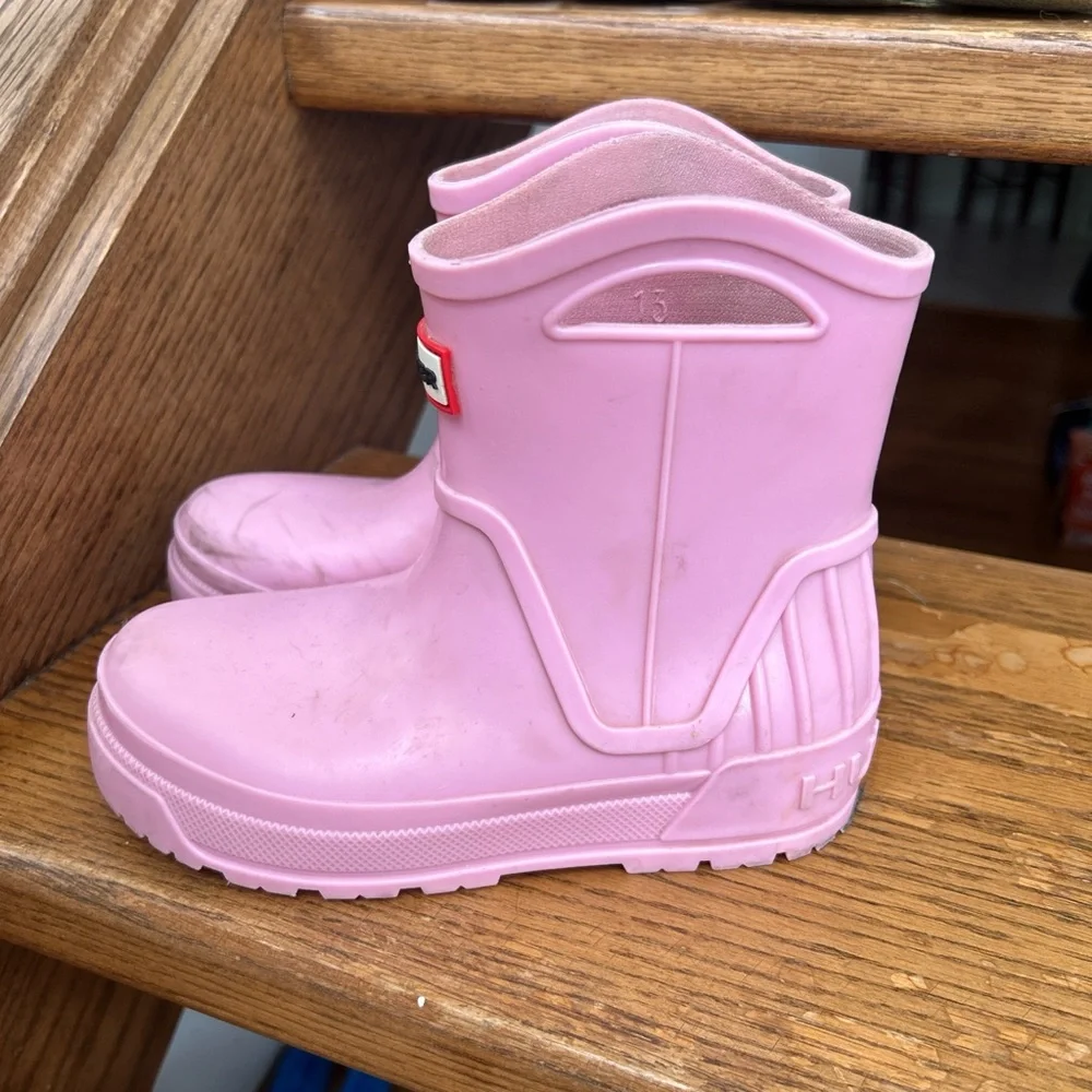 Hunter girls light